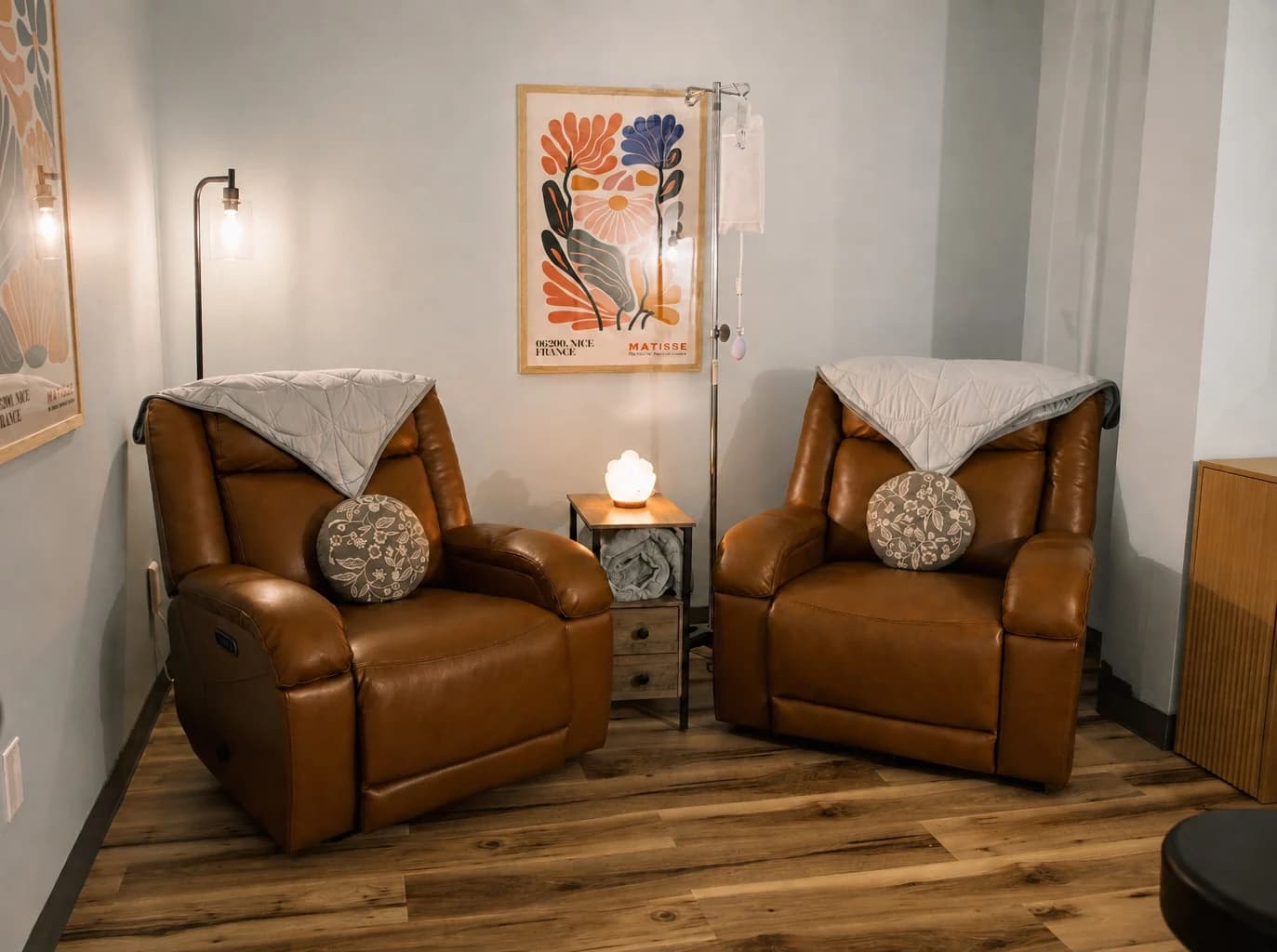 A private infusion room at Apotheosis Health